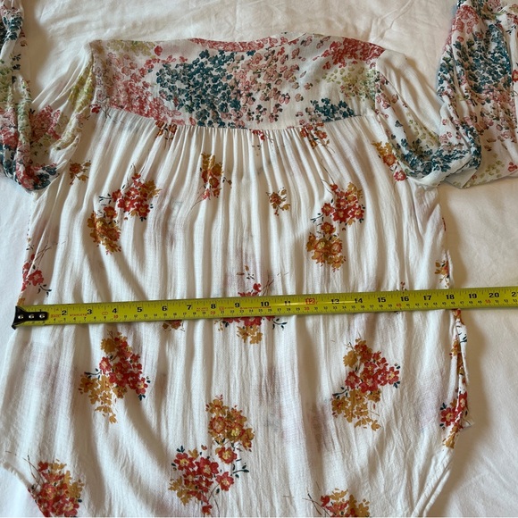 Lucky Brand Ivory Floral Split Neck 3/4 Sleeve Boho Top Size S Small EUC - Picture 5 of 7
